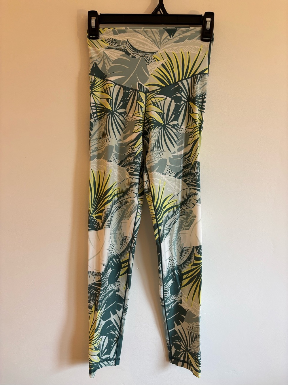 aerie Tropical Leaf Print Leggings in Green, Yellow and White